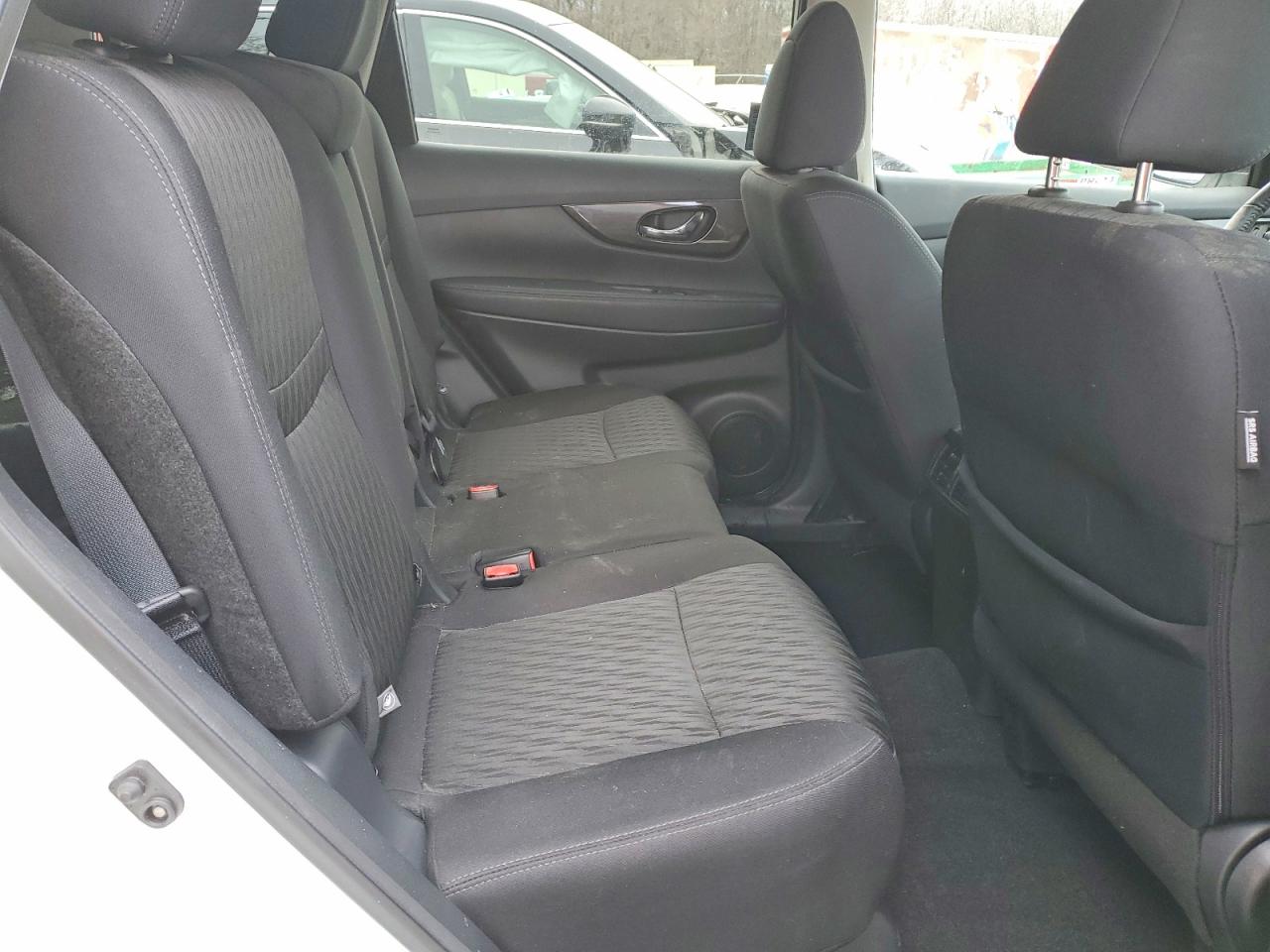 2019 NISSAN ROGUE SV photo 21