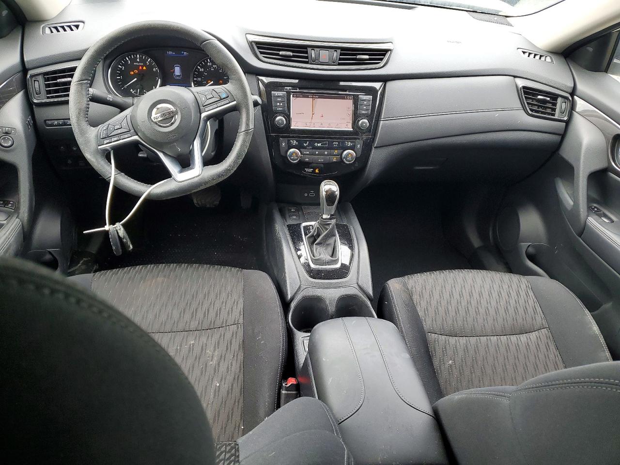 2019 NISSAN ROGUE SV photo 15