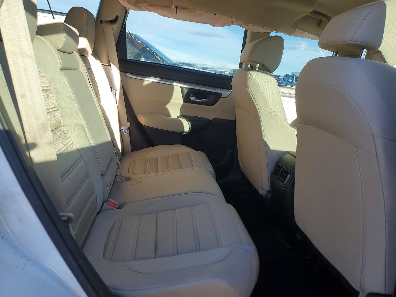 2018 HONDA CR-V LX photo 10