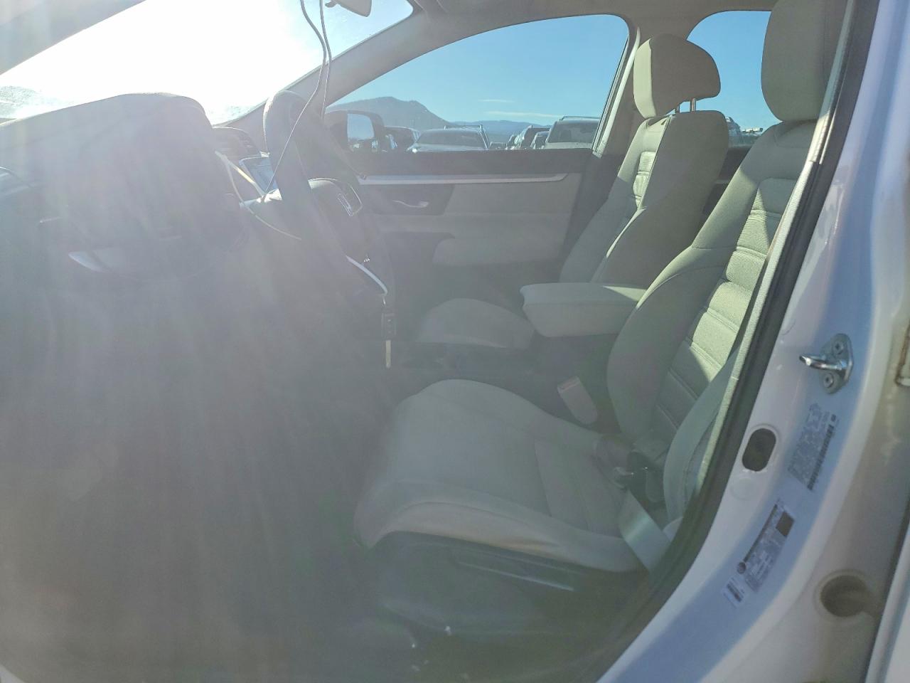 2018 HONDA CR-V LX photo 7