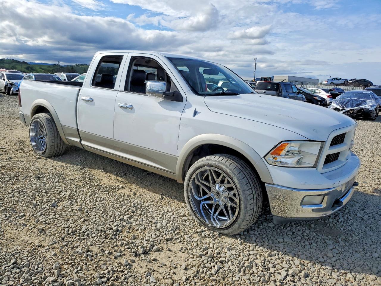 2010 DODGE RAM 1500 photo 10
