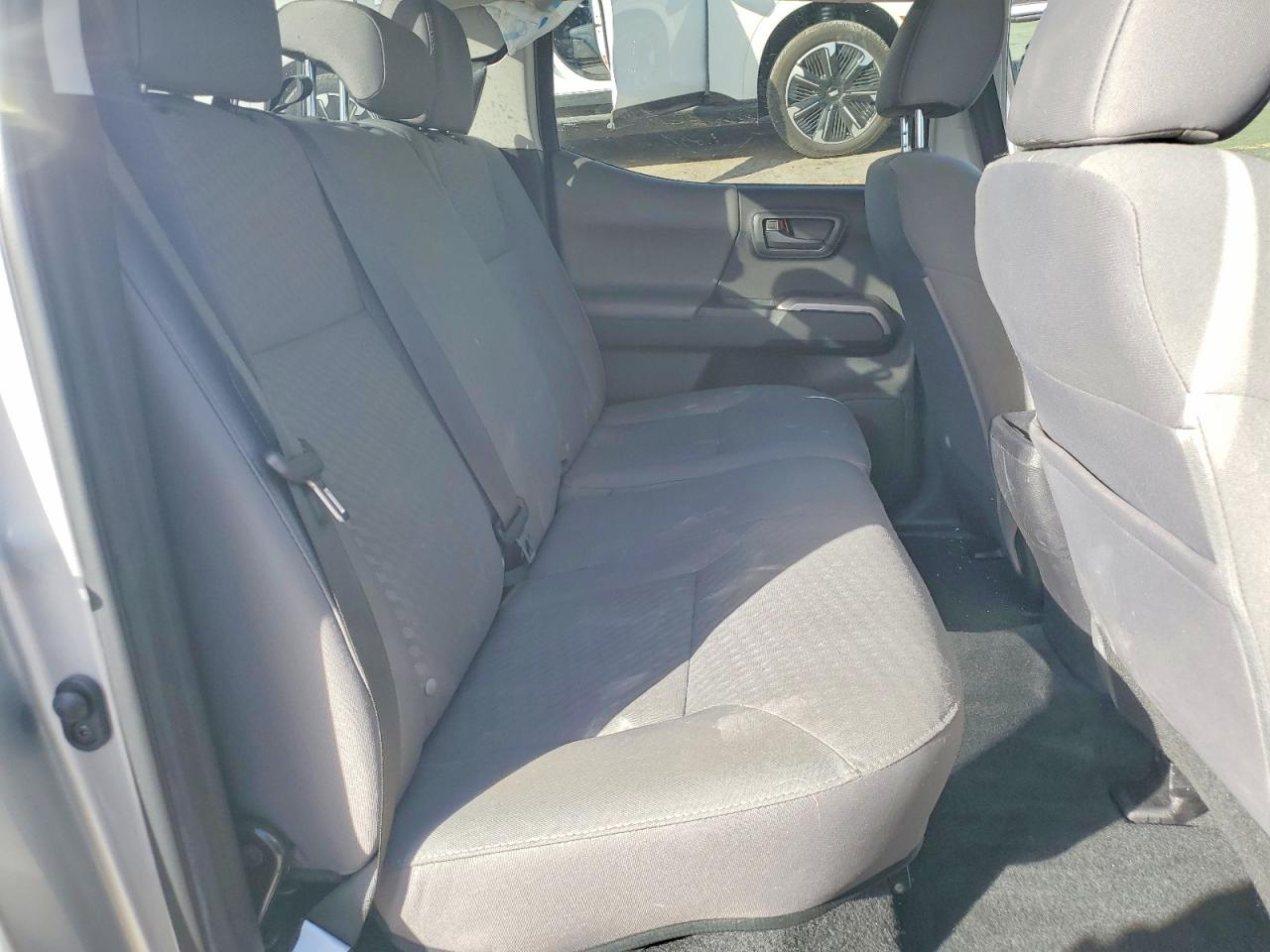 2022 TOYOTA TACOMA DOUBLE CAB photo 10