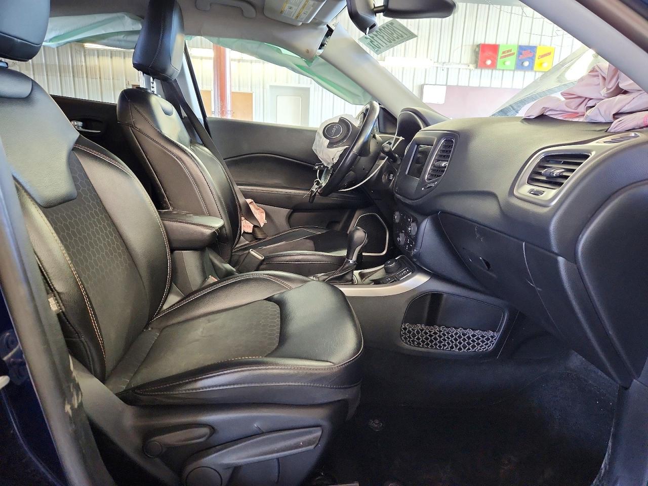 2019 JEEP COMPASS LATITUDE photo 13