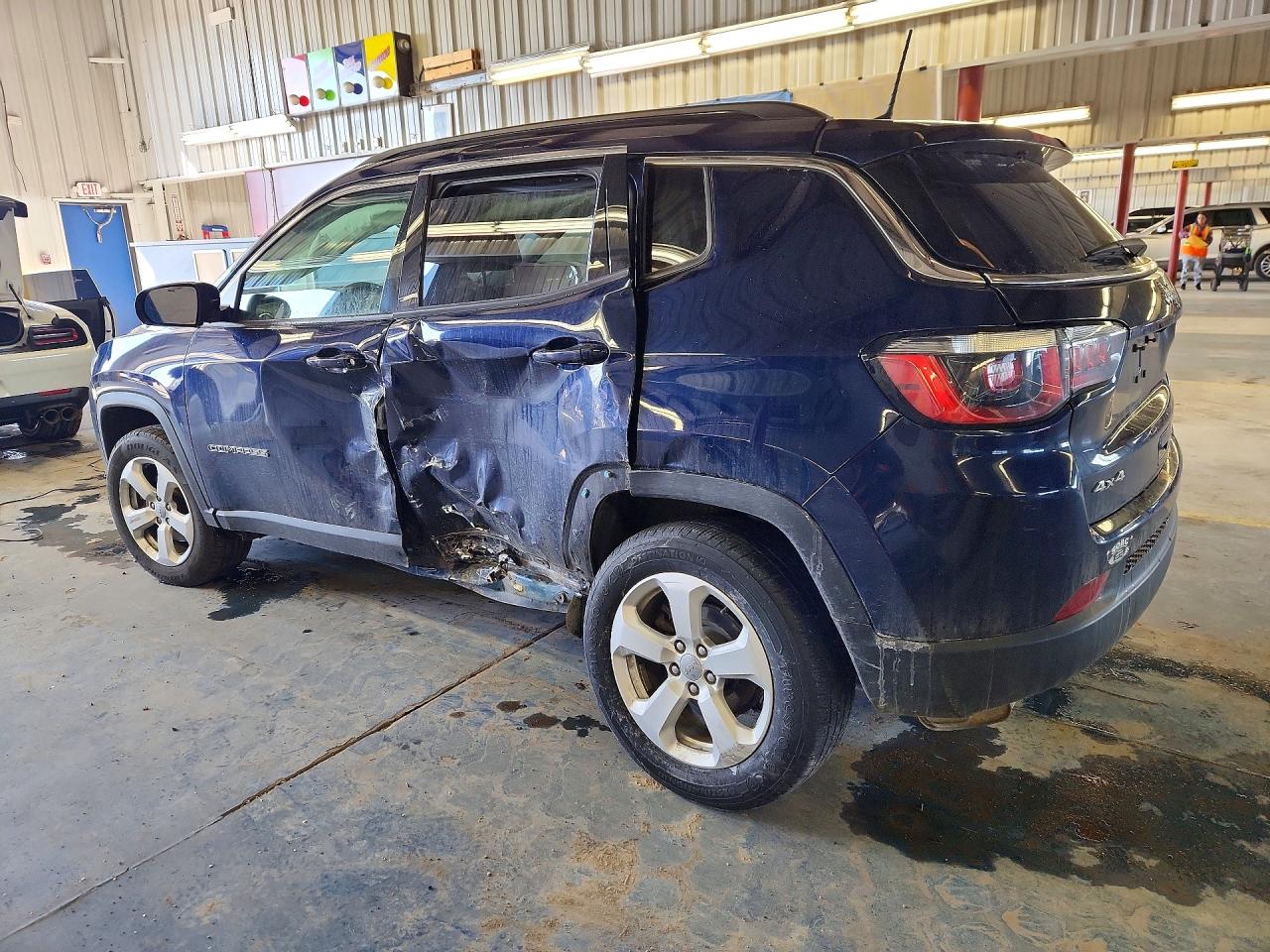 2019 JEEP COMPASS LATITUDE photo 3
