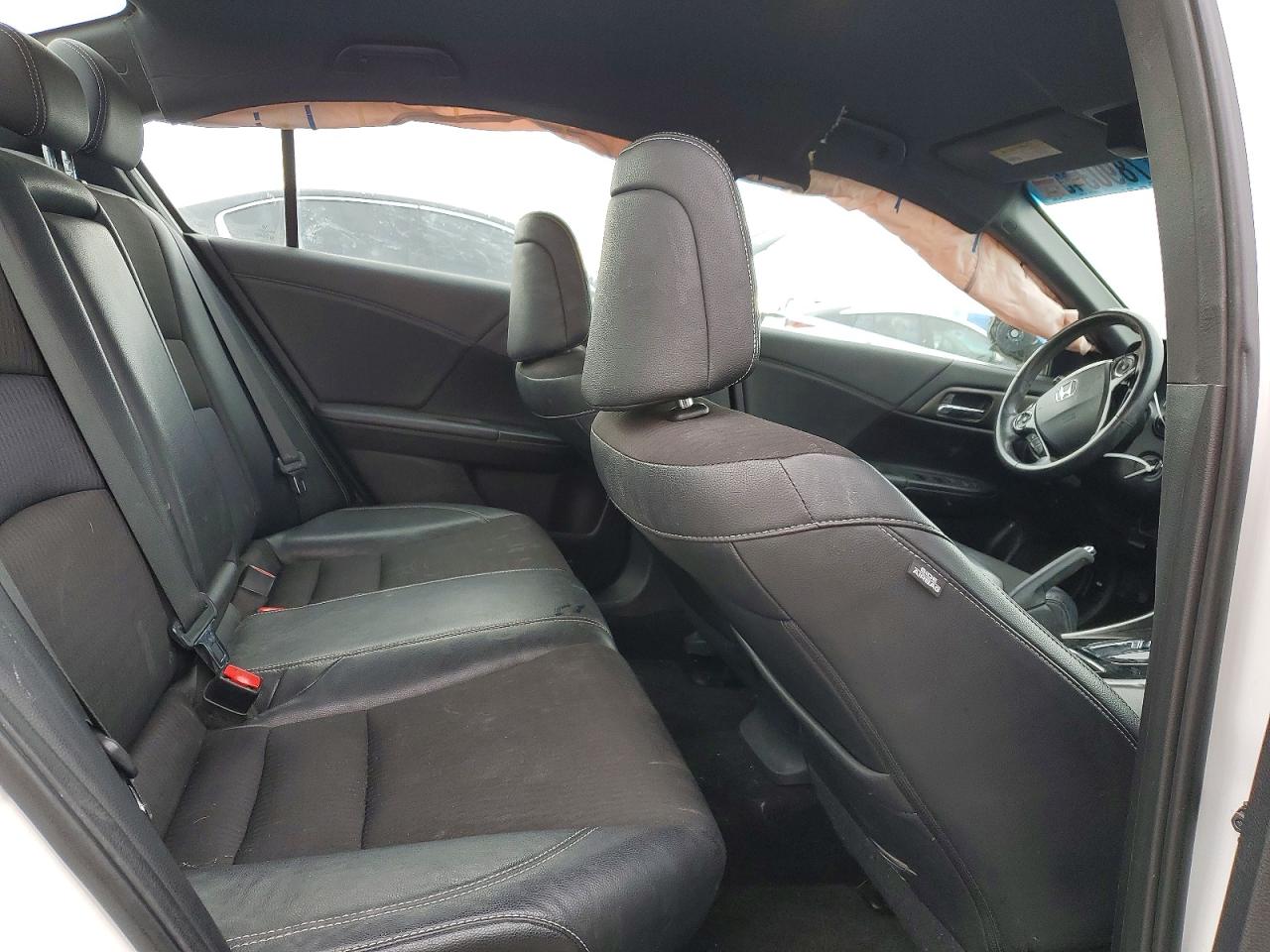2016 HONDA ACCORD SPORT photo 19