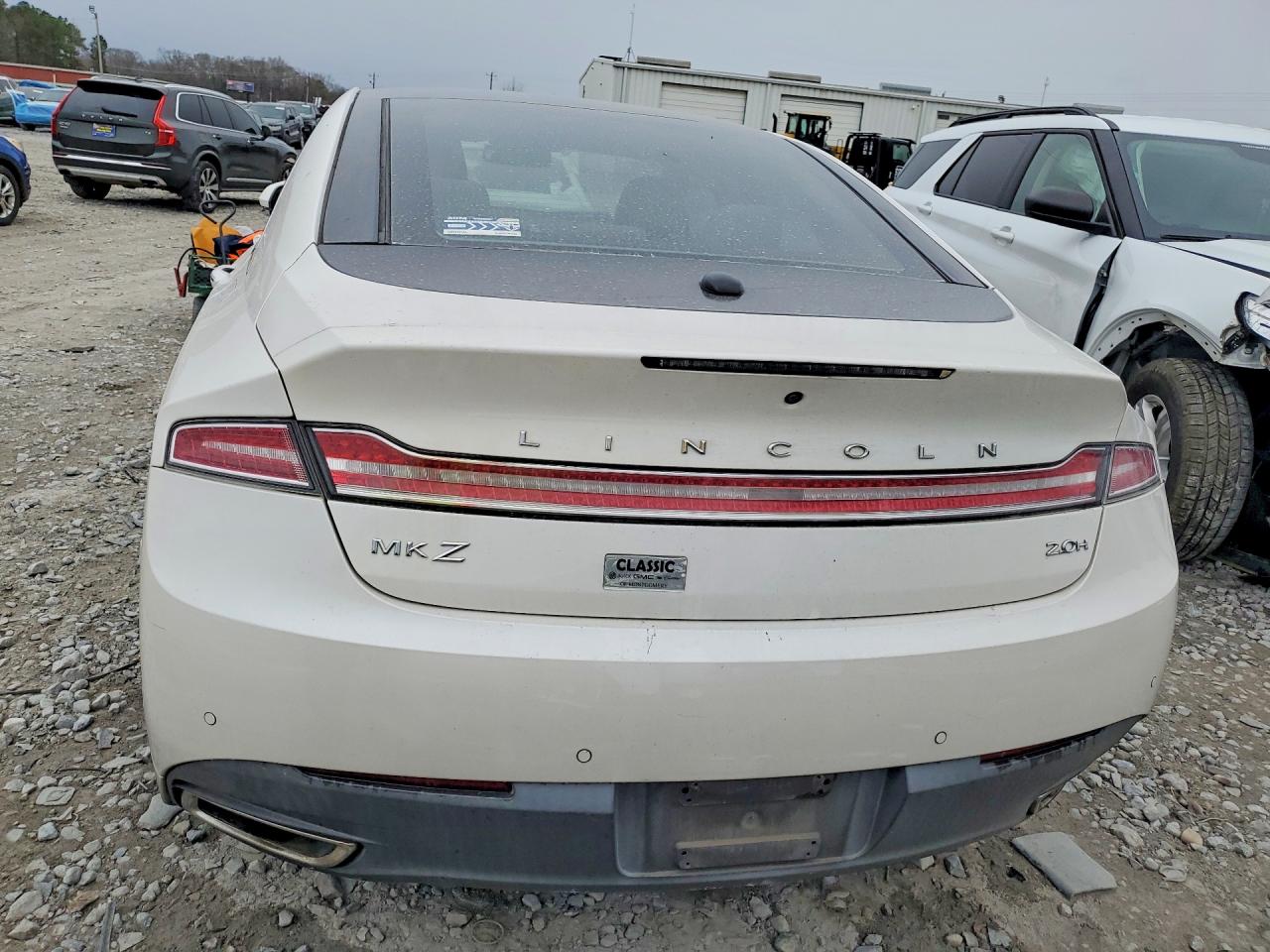 2016 LINCOLN MKZ HYBRID photo 16