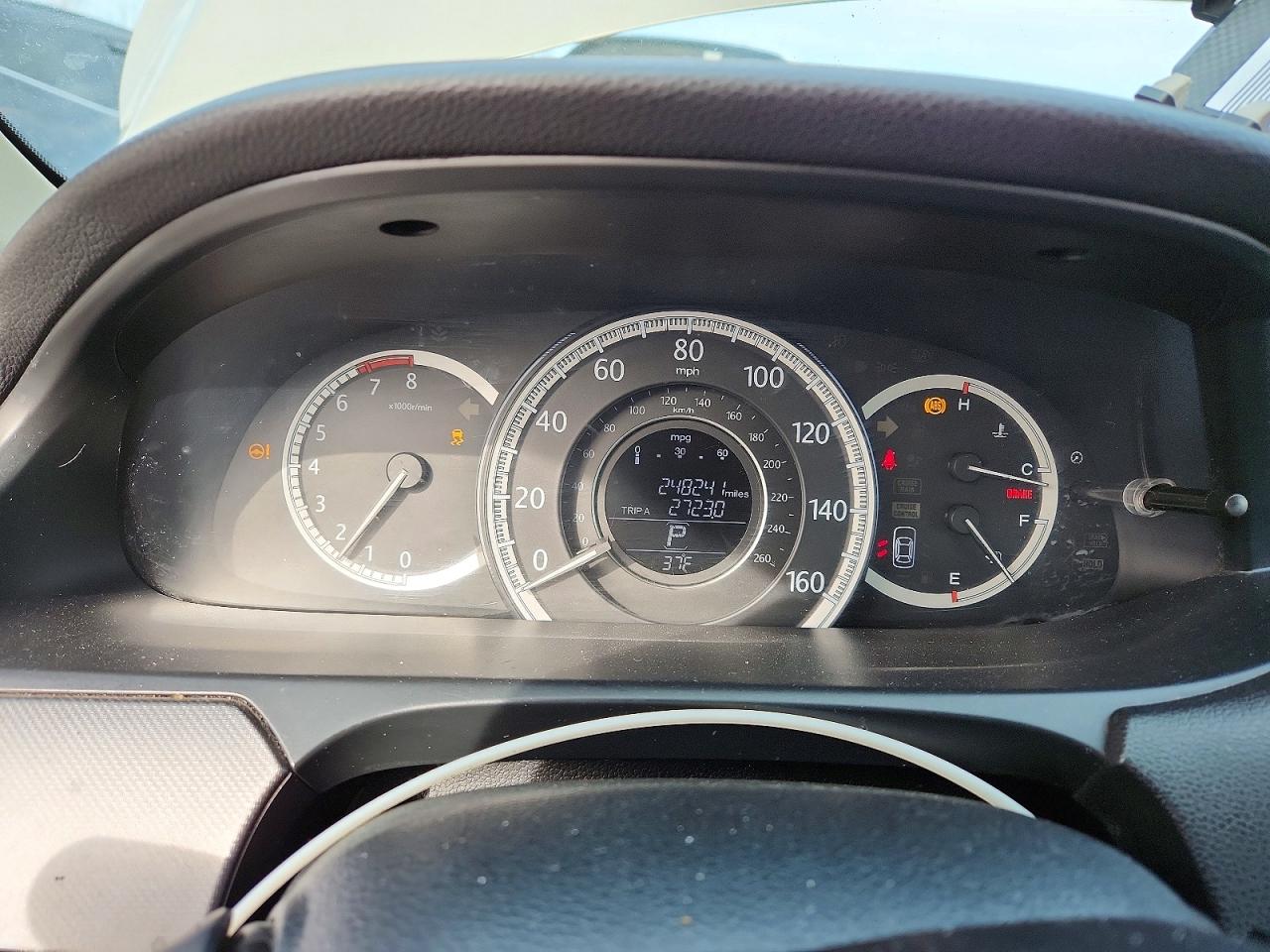 2013 HONDA ACCORD LX photo 25