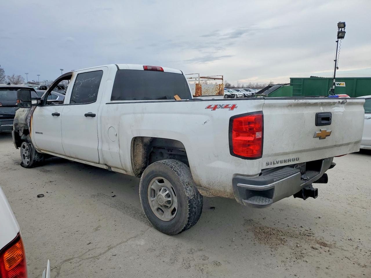 2016 CHEVROLET SILVERADO K2500 HEAVY DUTY photo 3