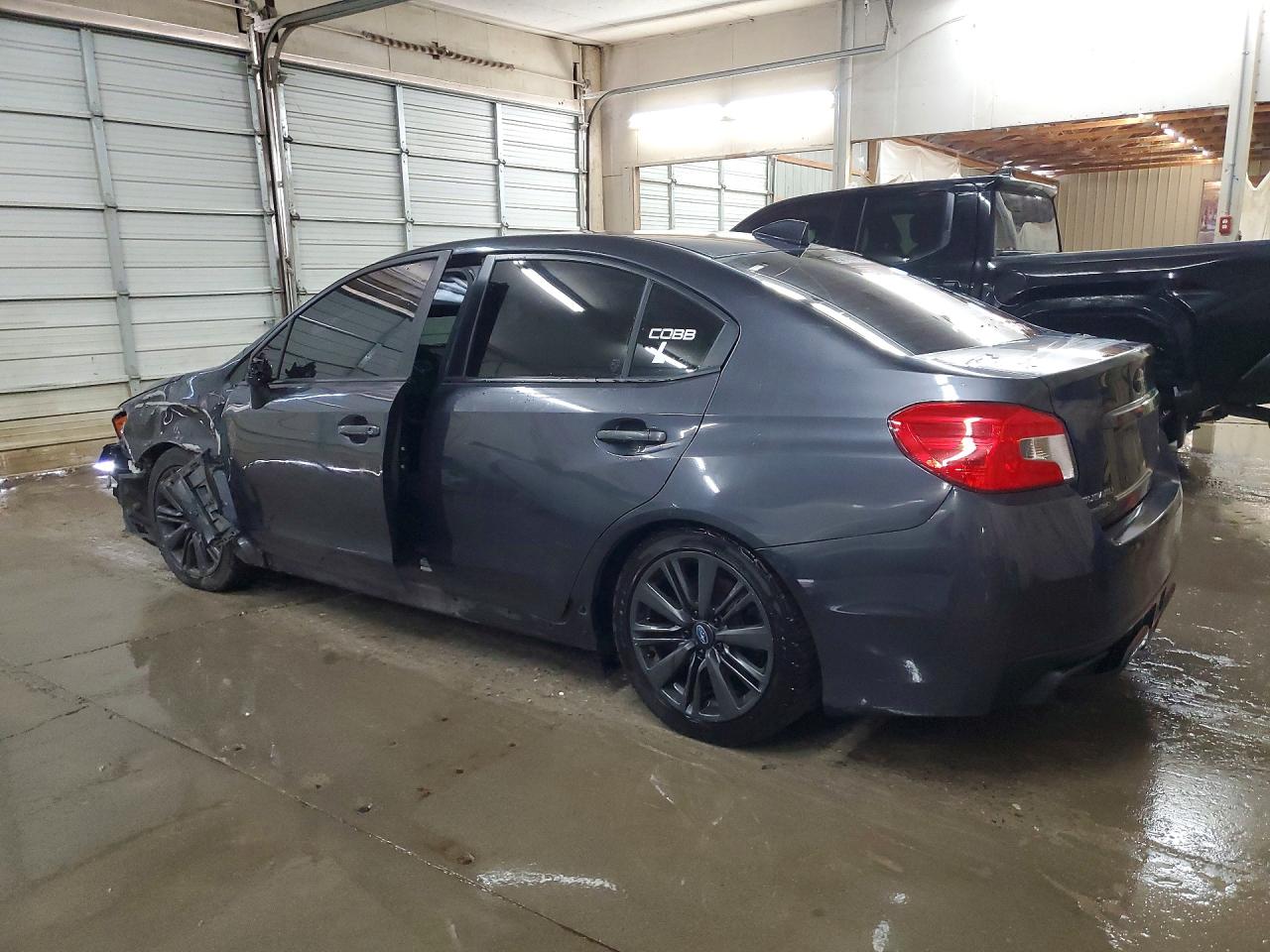 2015 SUBARU WRX photo 3