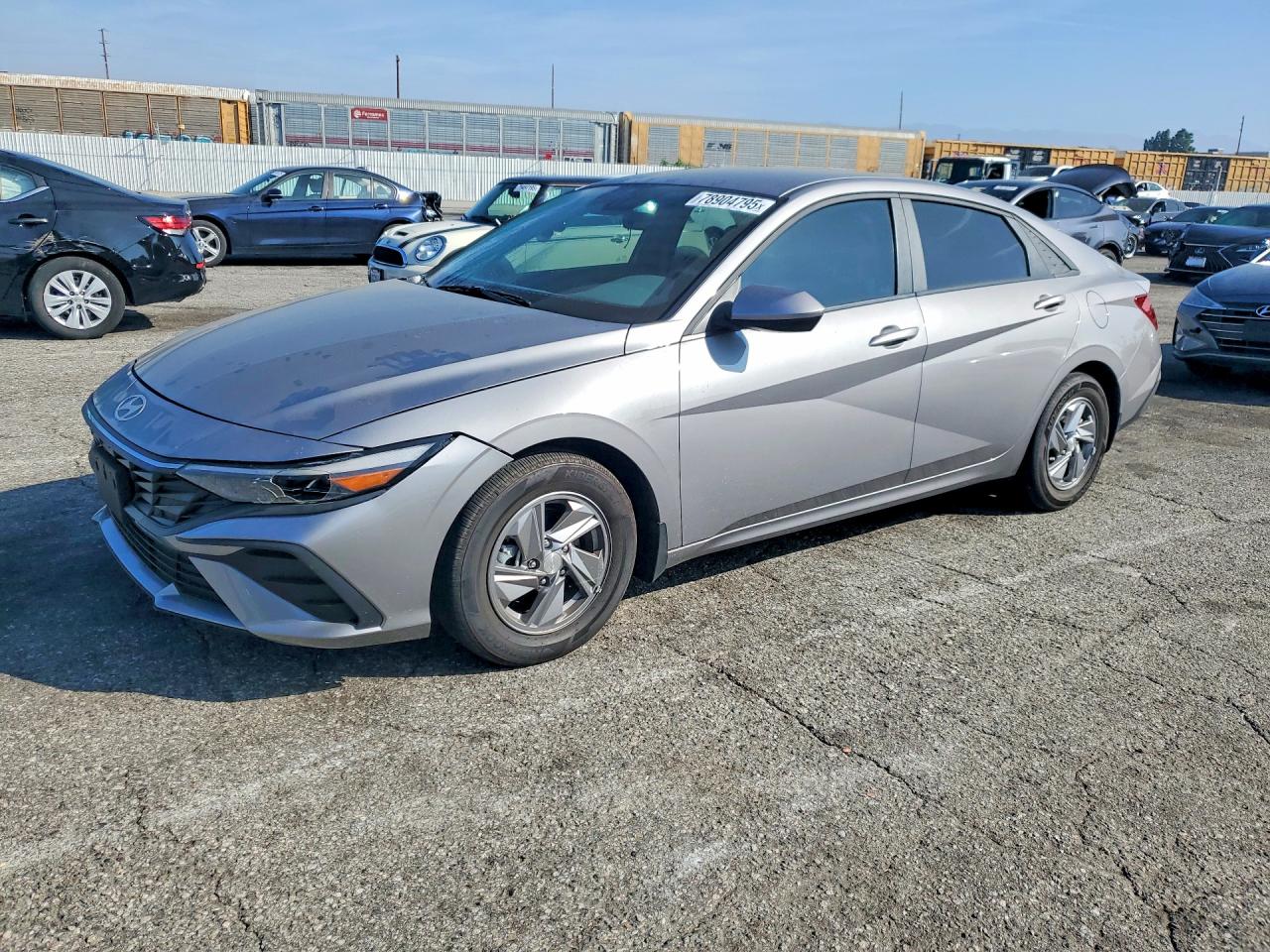 2025 HYUNDAI ELANTRA
