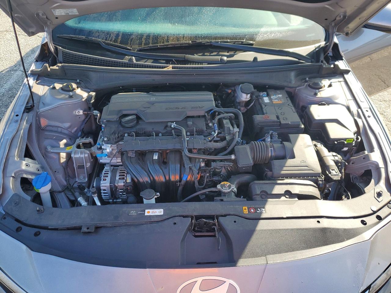 2025 HYUNDAI ELANTRA SE photo 11
