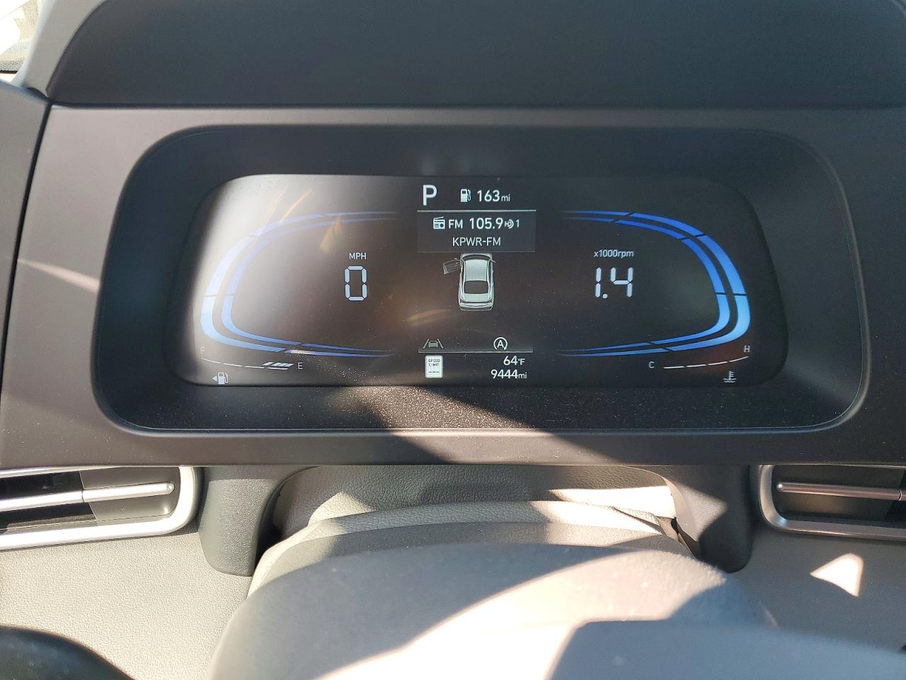 2025 HYUNDAI ELANTRA SE photo 9