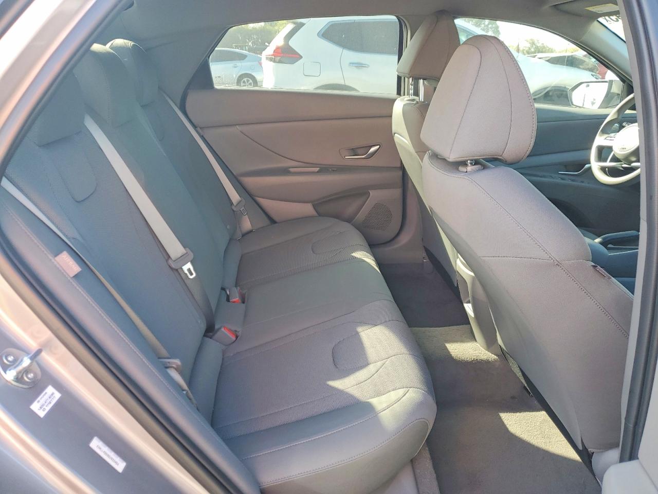 2025 HYUNDAI ELANTRA SE photo 10