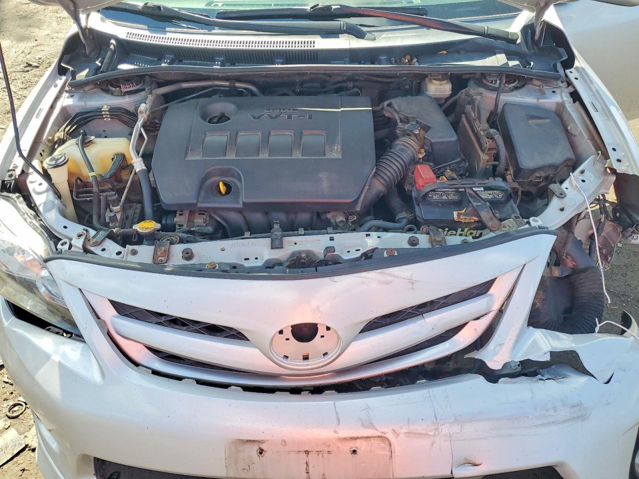 2011 TOYOTA COROLLA S photo 21