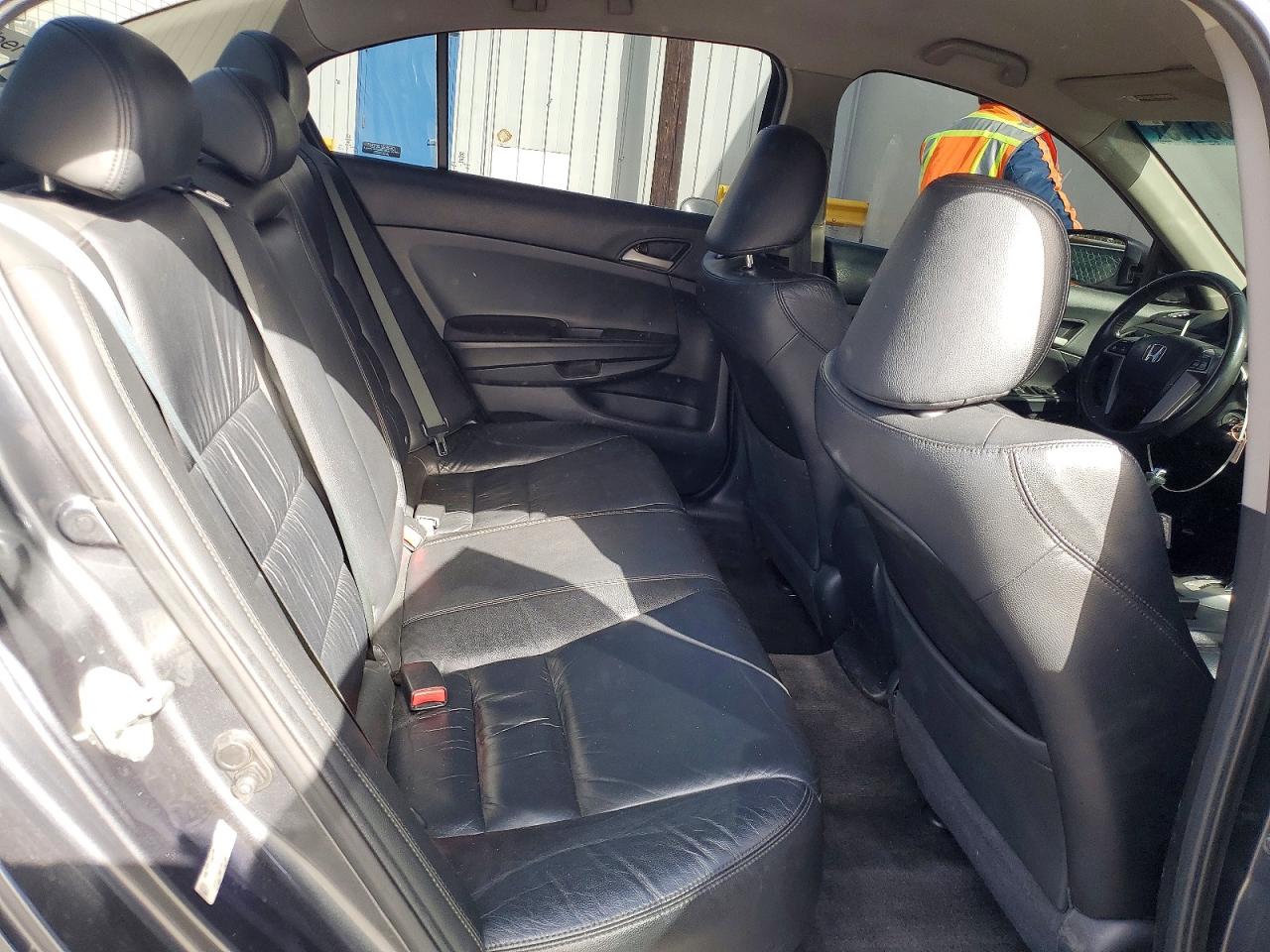 2012 HONDA ACCORD SE photo 19