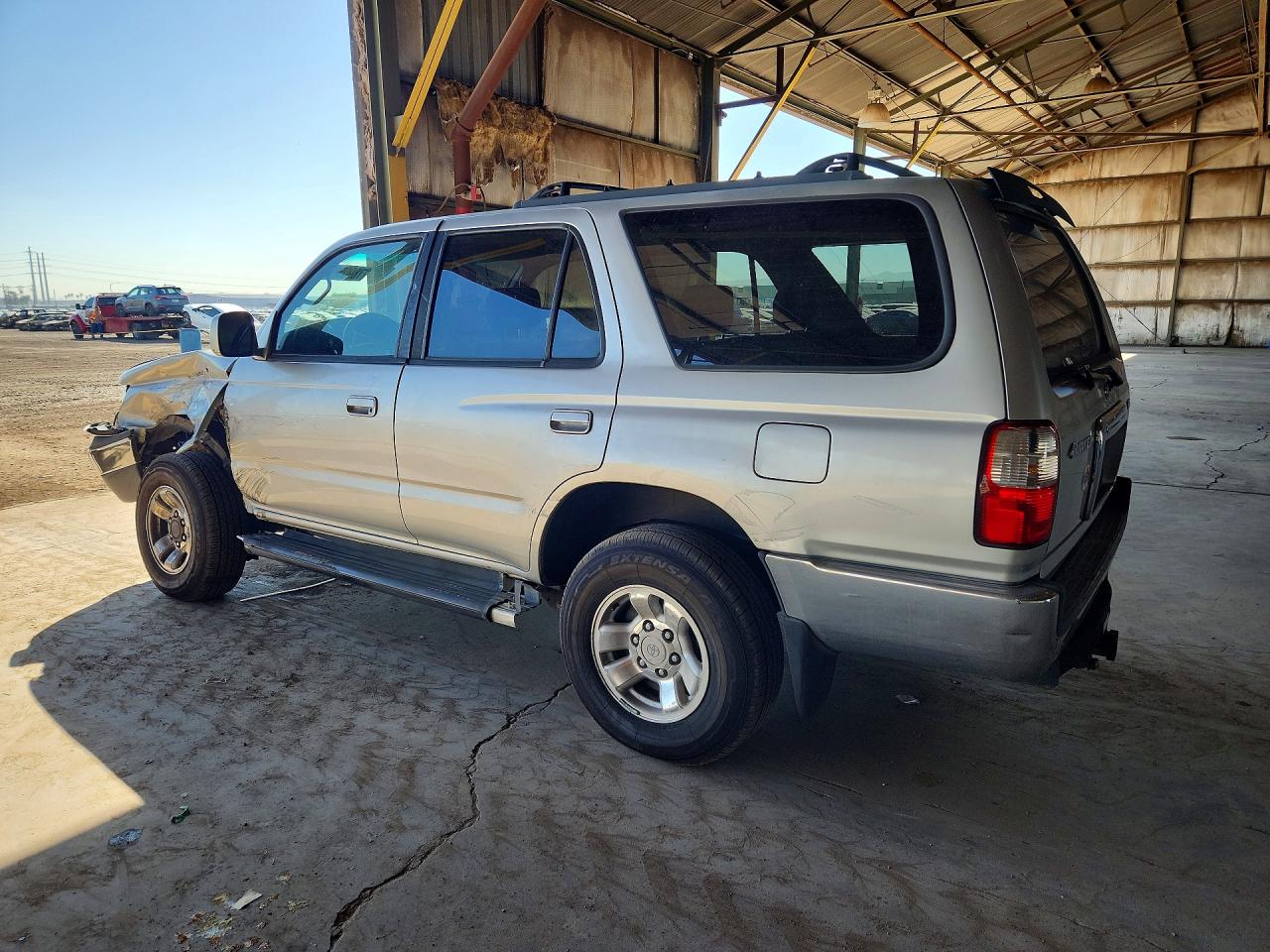 2002 TOYOTA 4RUNNER SR5 photo 4