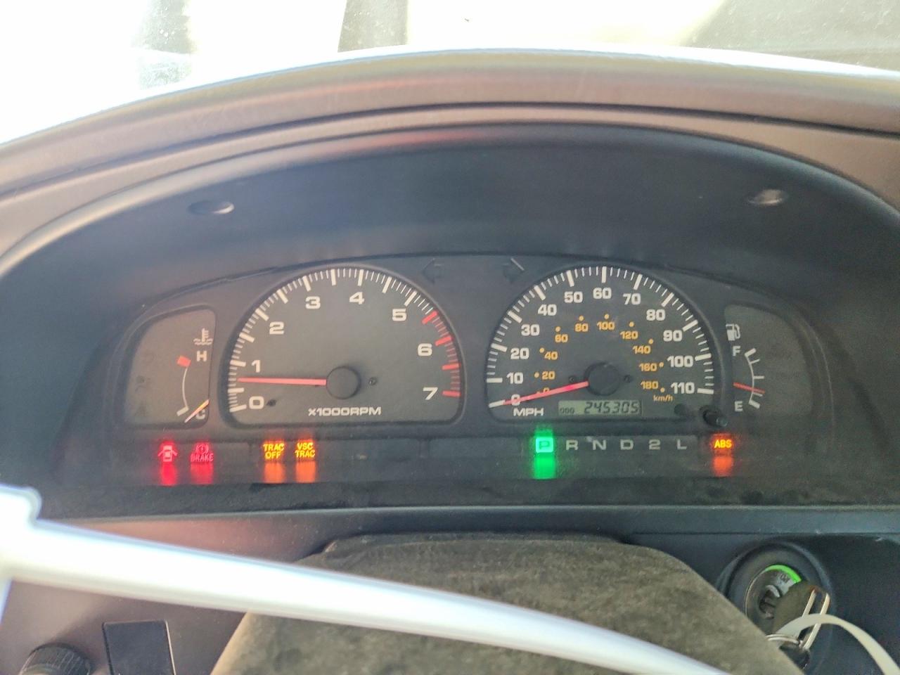 2002 TOYOTA 4RUNNER SR5 photo 25