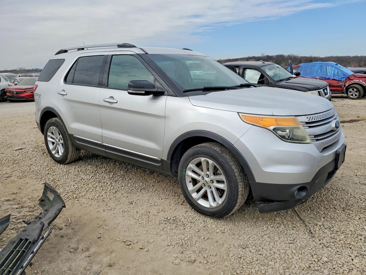 2015 FORD EXPLORER XLT photo 10