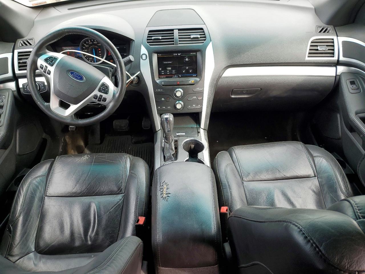 2015 FORD EXPLORER XLT photo 22