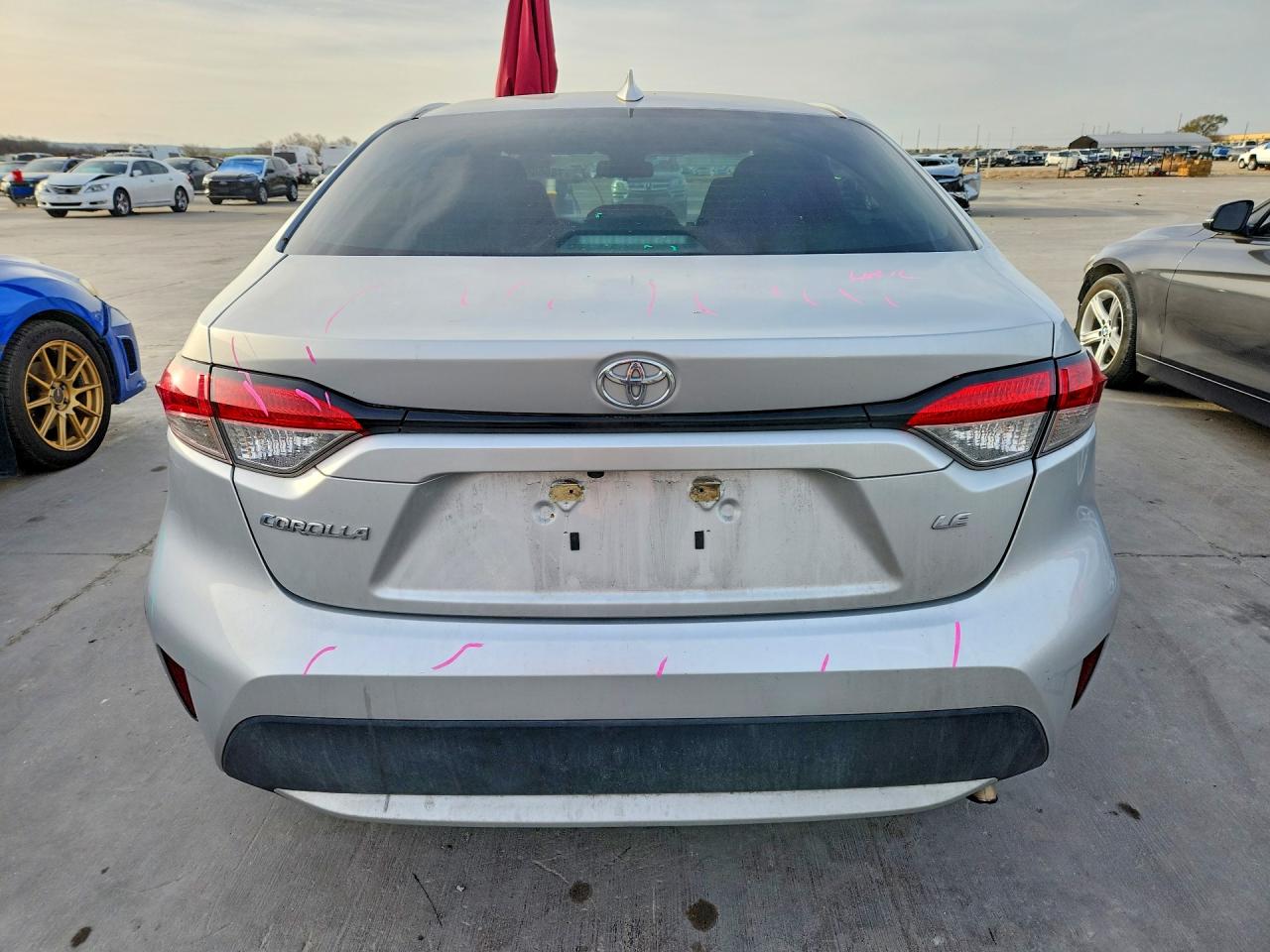 2020 TOYOTA COROLLA LE photo 16