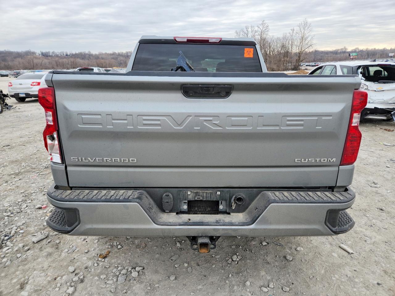2025 CHEVROLET SILVERADO K1500 CUSTOM photo 6