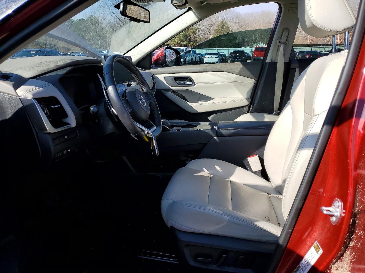 2024 NISSAN ROGUE photo 13