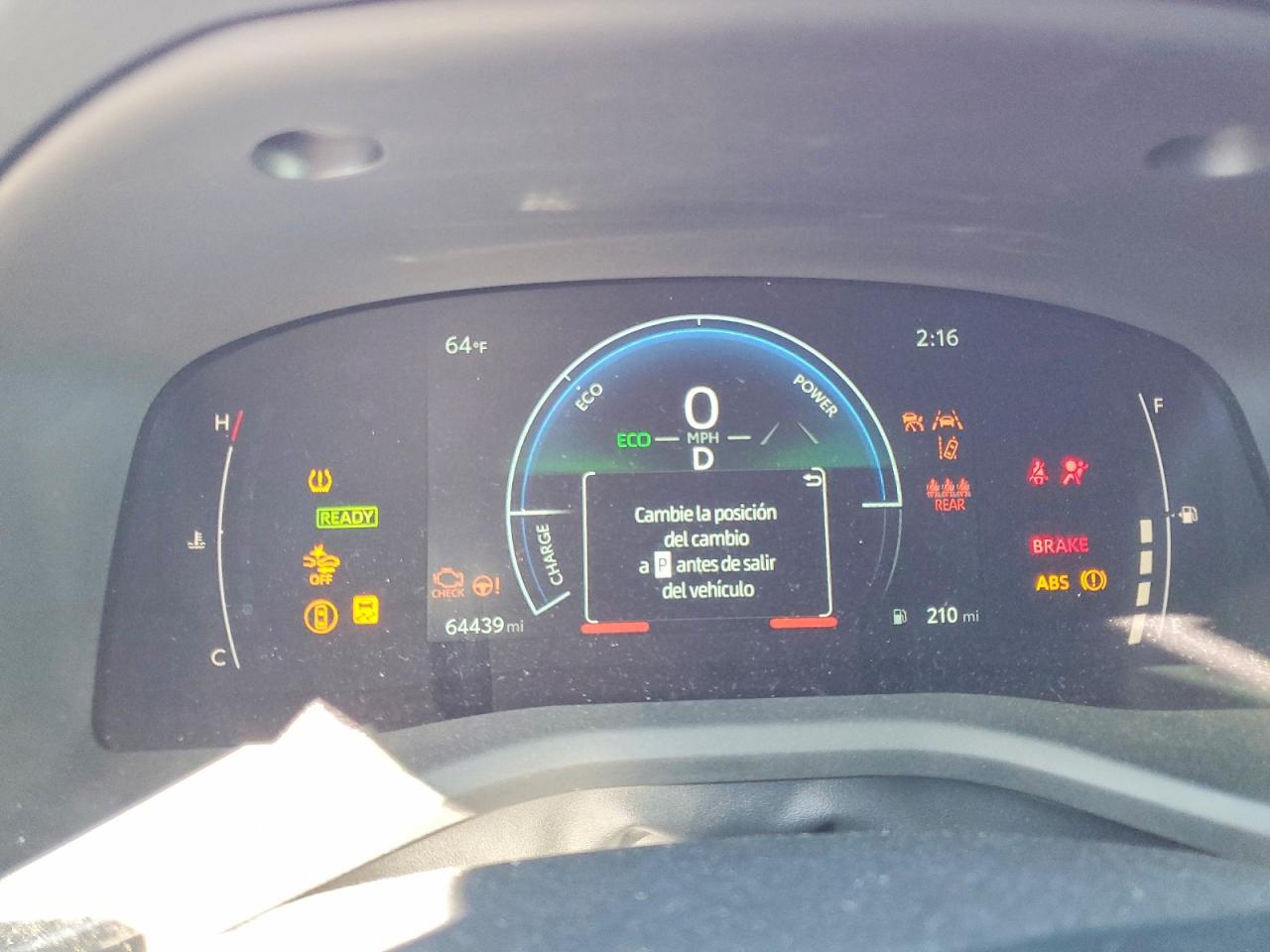 2025 TOYOTA CAMRY LE photo 17