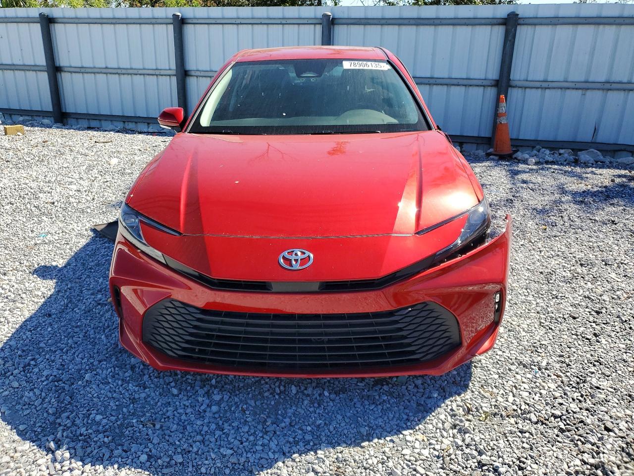 2025 TOYOTA CAMRY LE photo 9