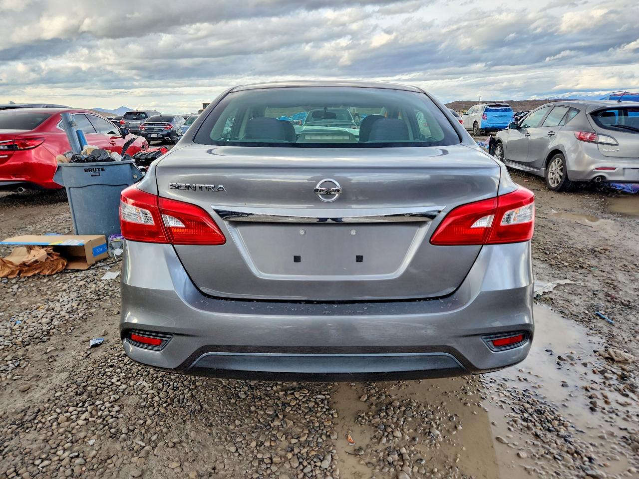 2016 NISSAN SENTRA S photo 6