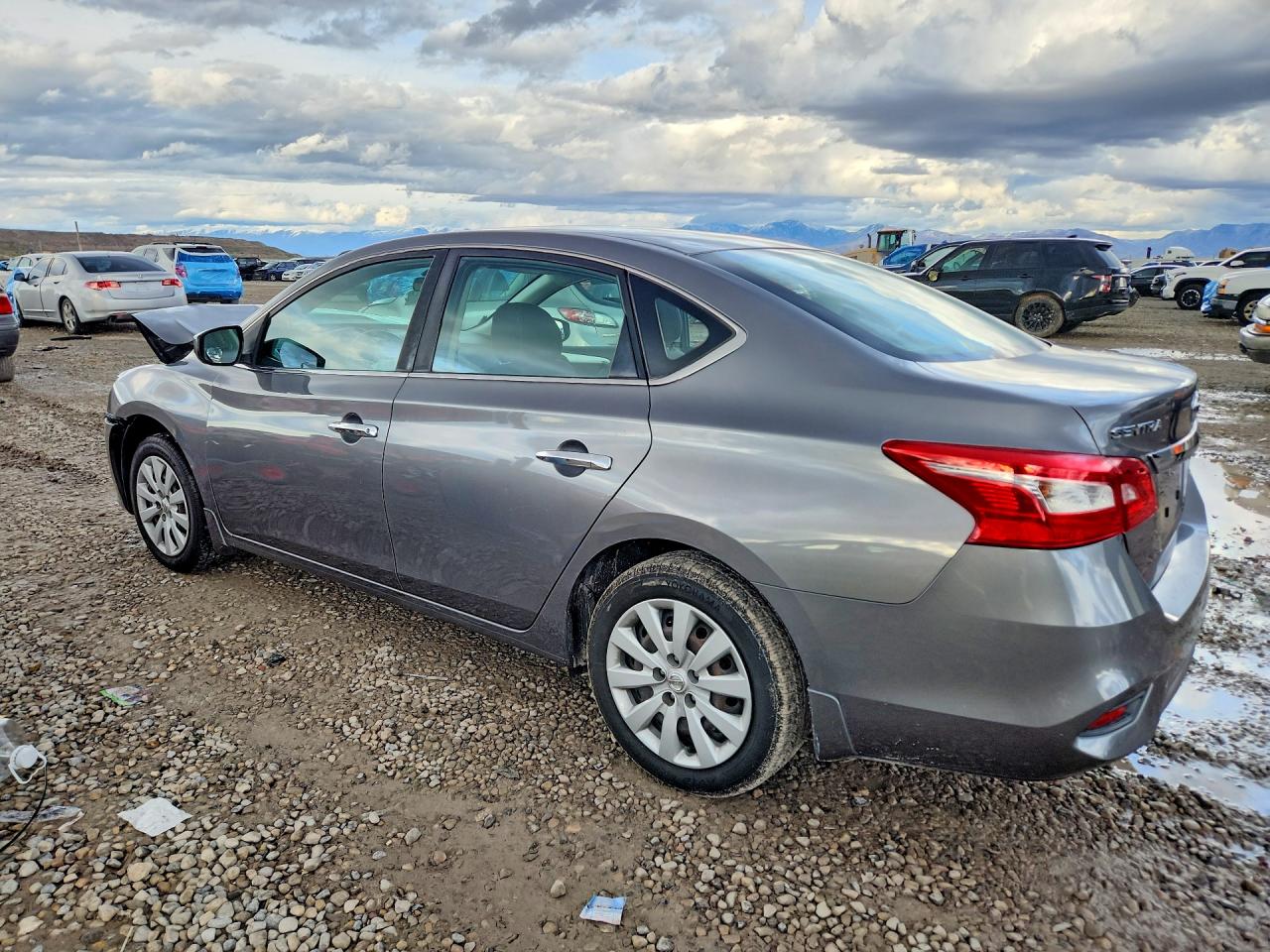 2016 NISSAN SENTRA S photo 2