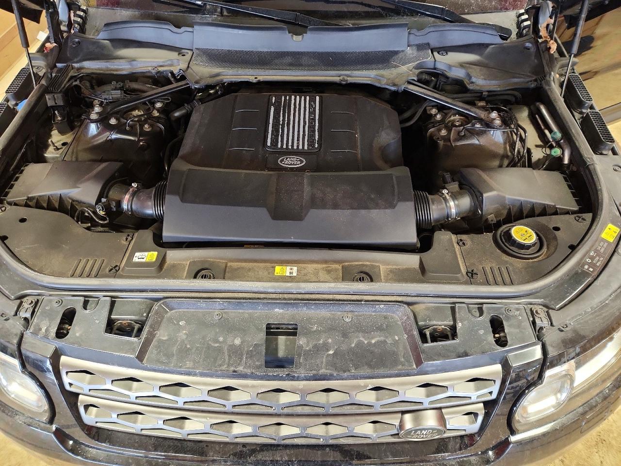 2017 LAND ROVER RANGE ROVER SPORT SE photo 23