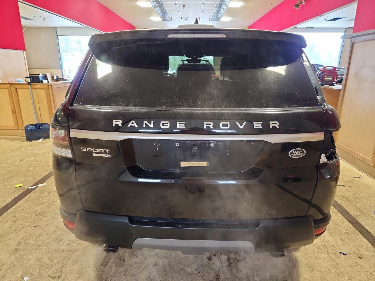 2017 LAND ROVER RANGE ROVER SPORT SE photo 11