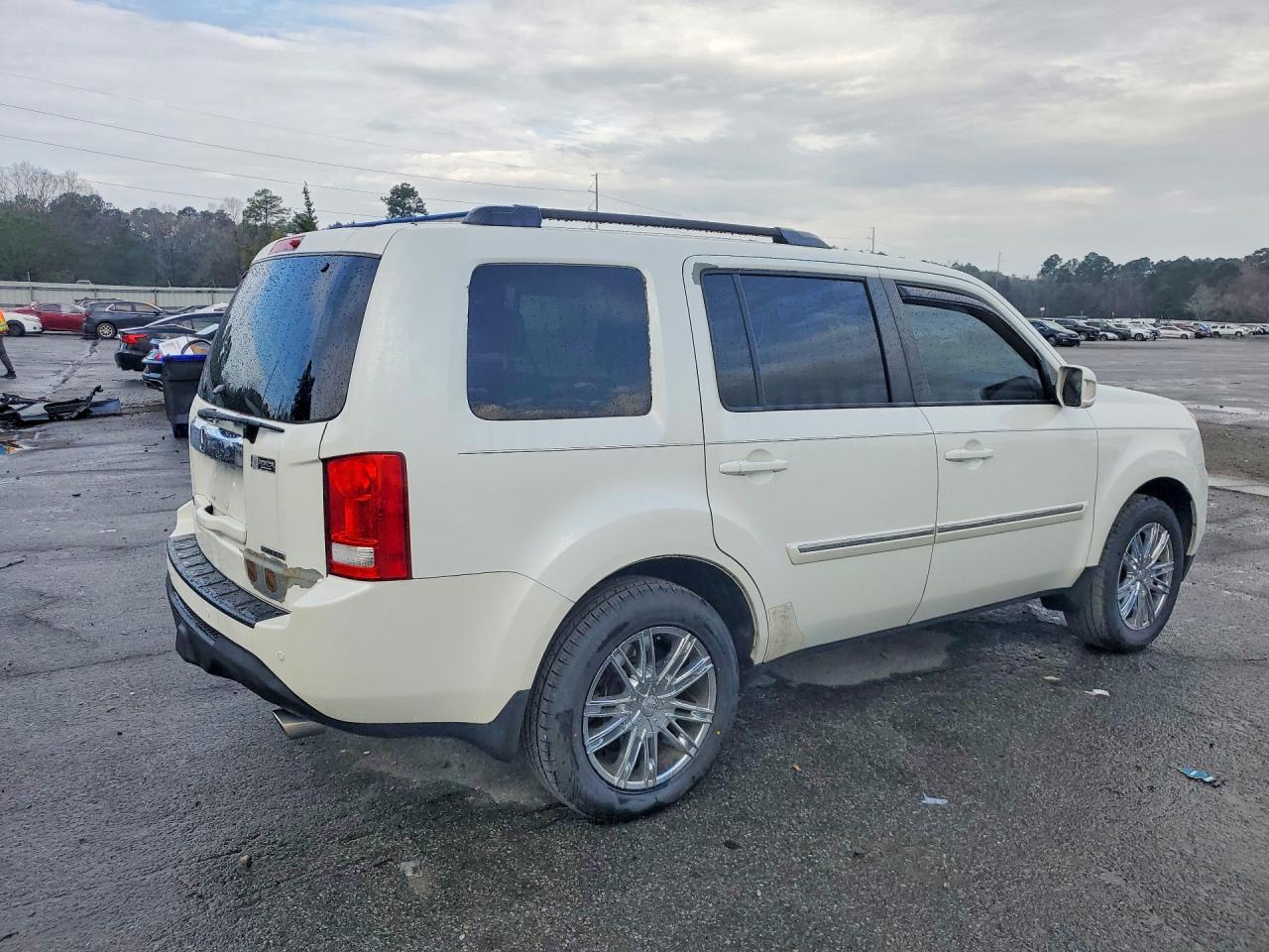 2015 HONDA PILOT TOURING photo 3