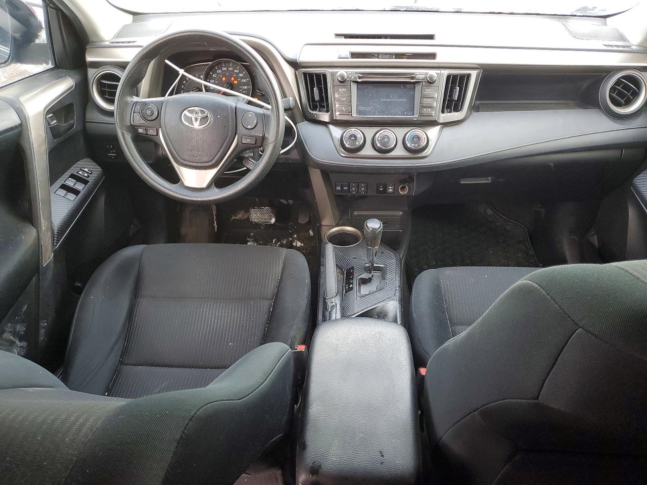 2015 TOYOTA RAV4 LE photo 15