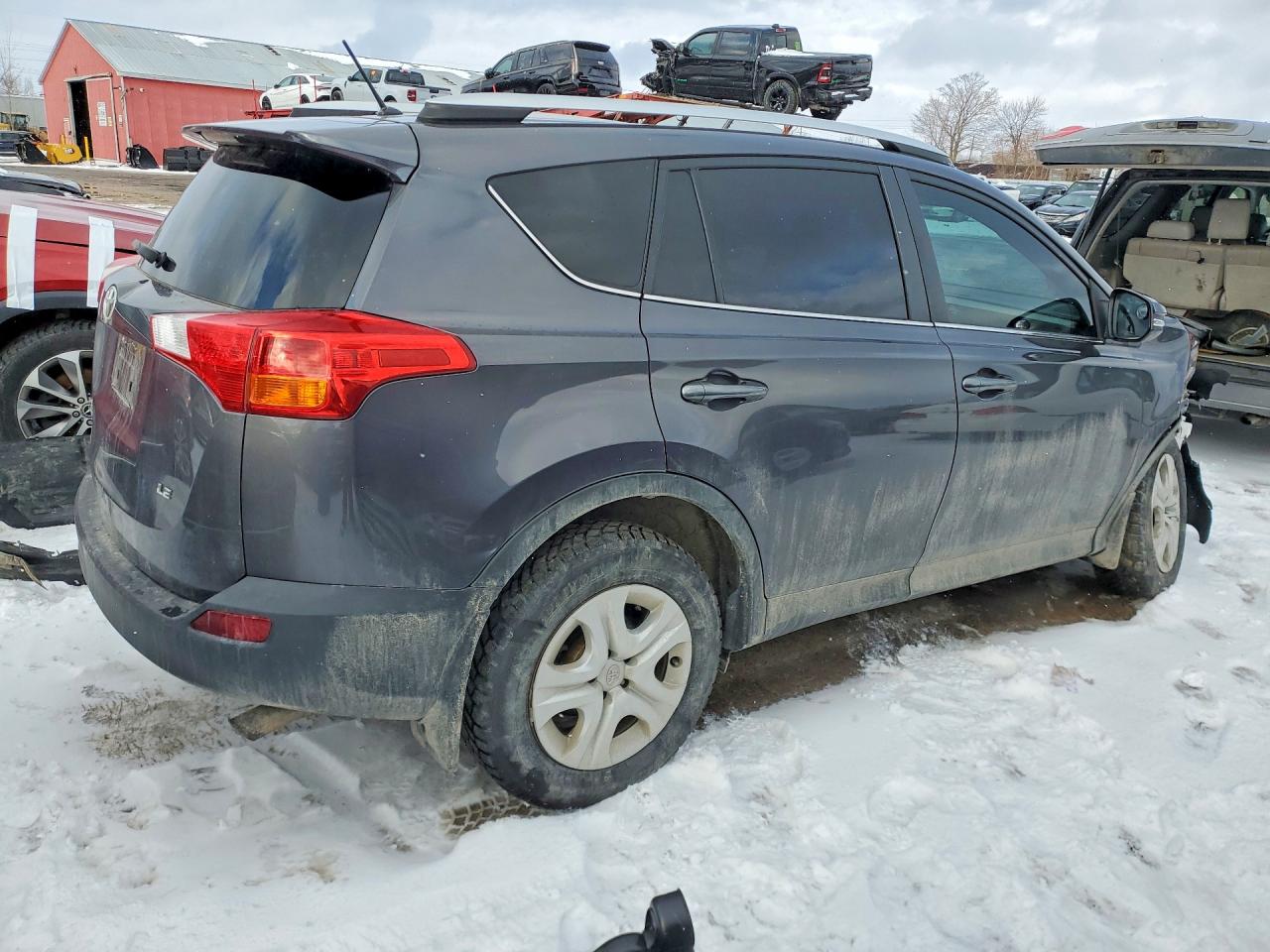 2015 TOYOTA RAV4 LE photo 5