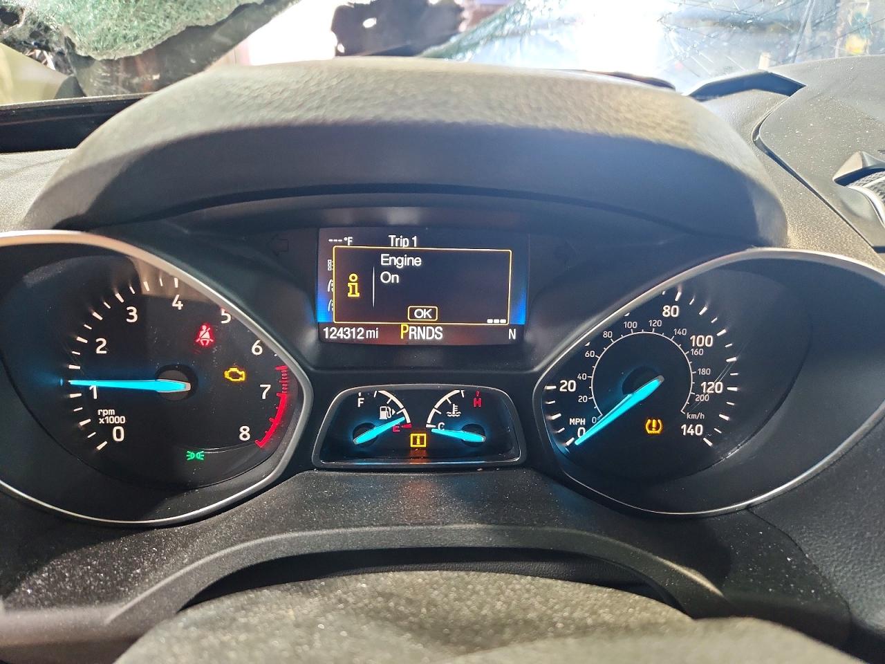 2017 FORD ESCAPE SE photo 25