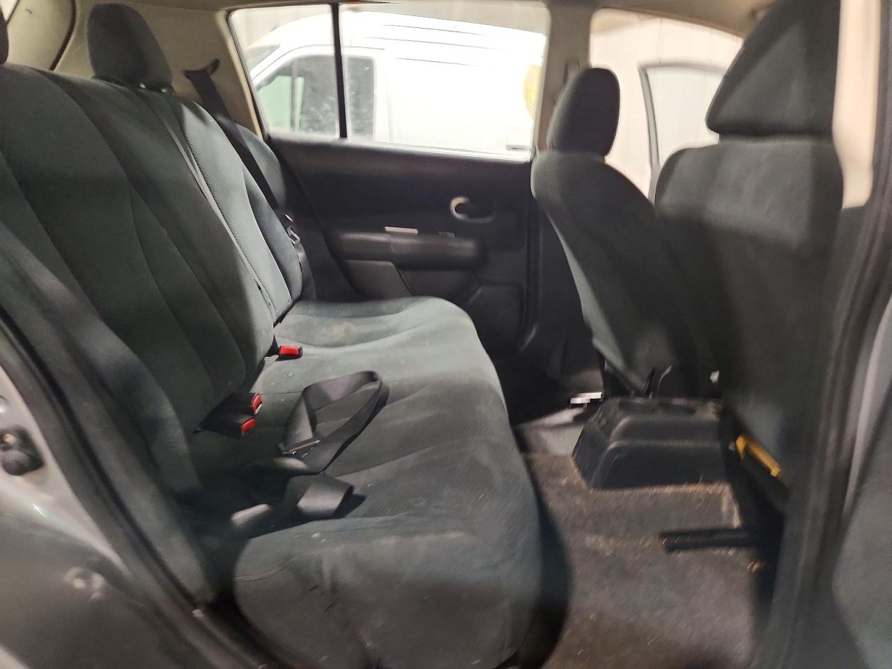 2011 NISSAN VERSA 1.8 S photo 19