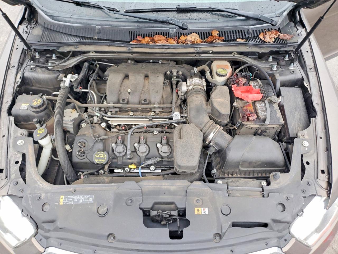 2015 FORD TAURUS SEL photo 31