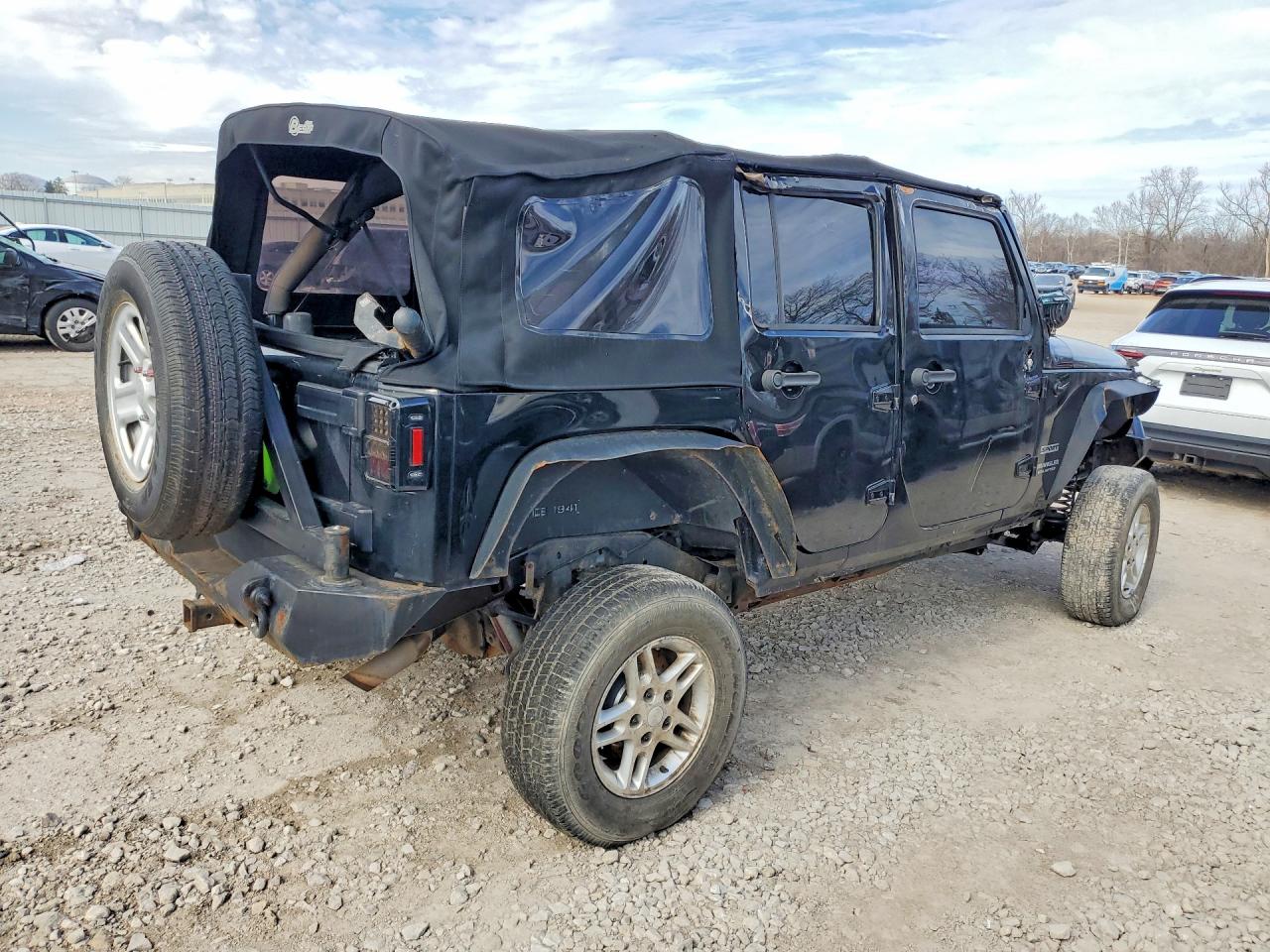 2010 JEEP WRANGLER UNLIMITED SPORT photo 5