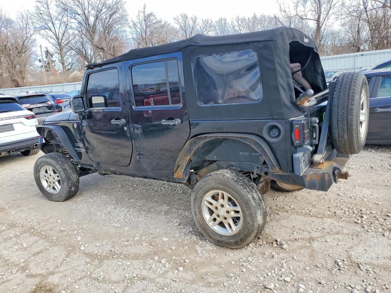 2010 JEEP WRANGLER UNLIMITED SPORT photo 3