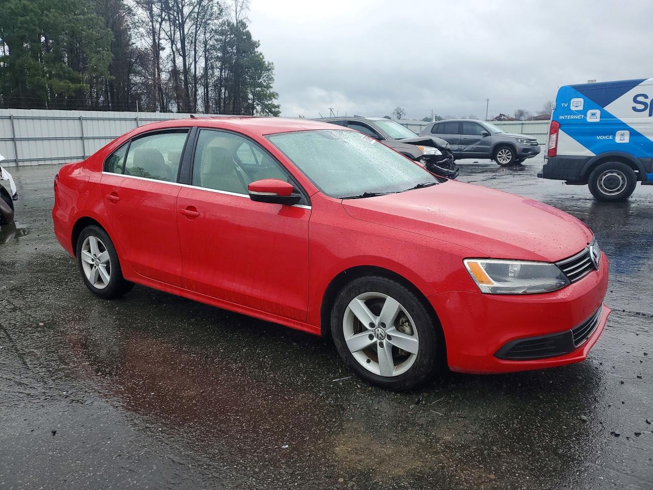 2013 VOLKSWAGEN JETTA TDI photo 4