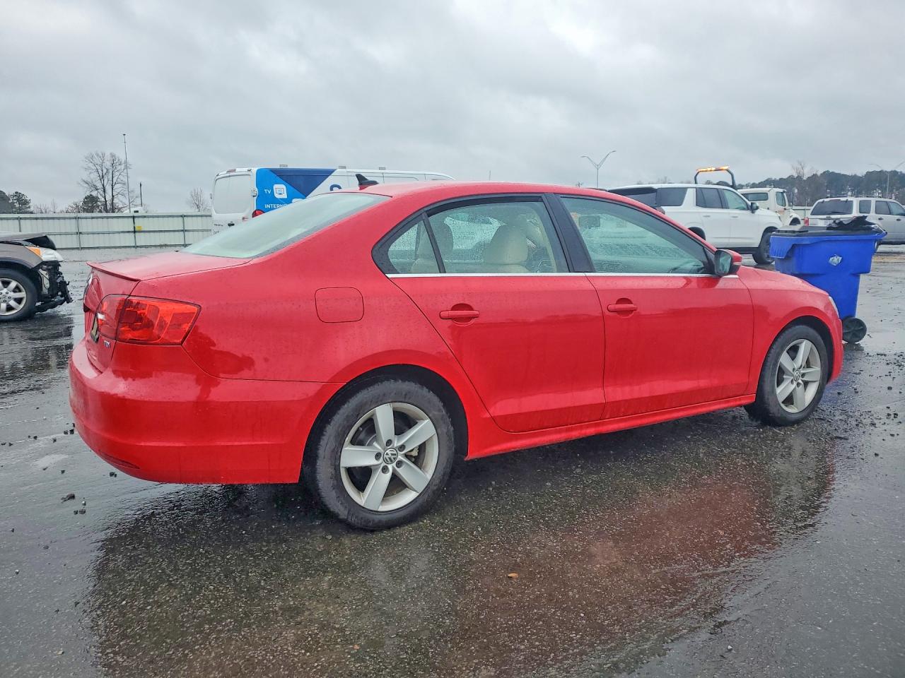 2013 VOLKSWAGEN JETTA TDI photo 3