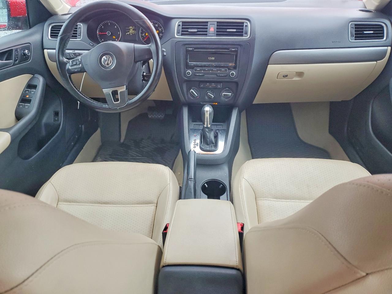 2013 VOLKSWAGEN JETTA TDI photo 8