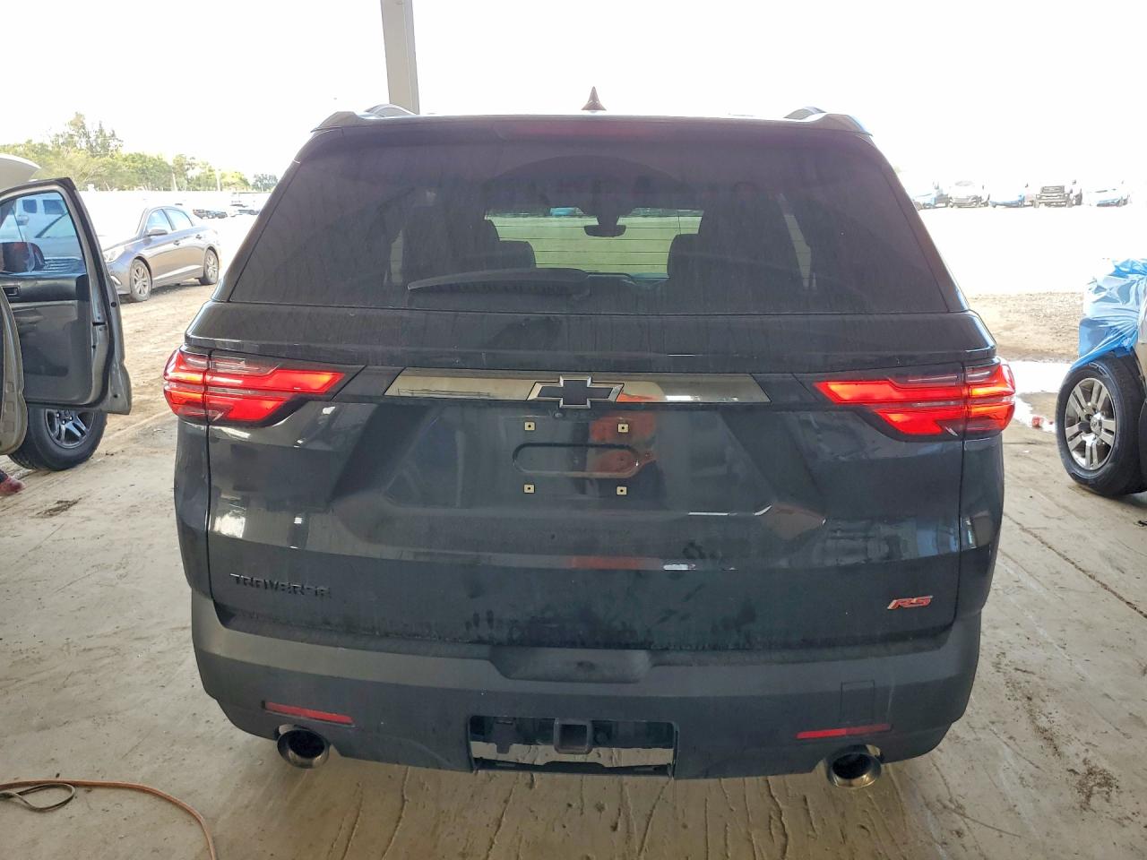 2023 CHEVROLET TRAVERSE RS photo 11