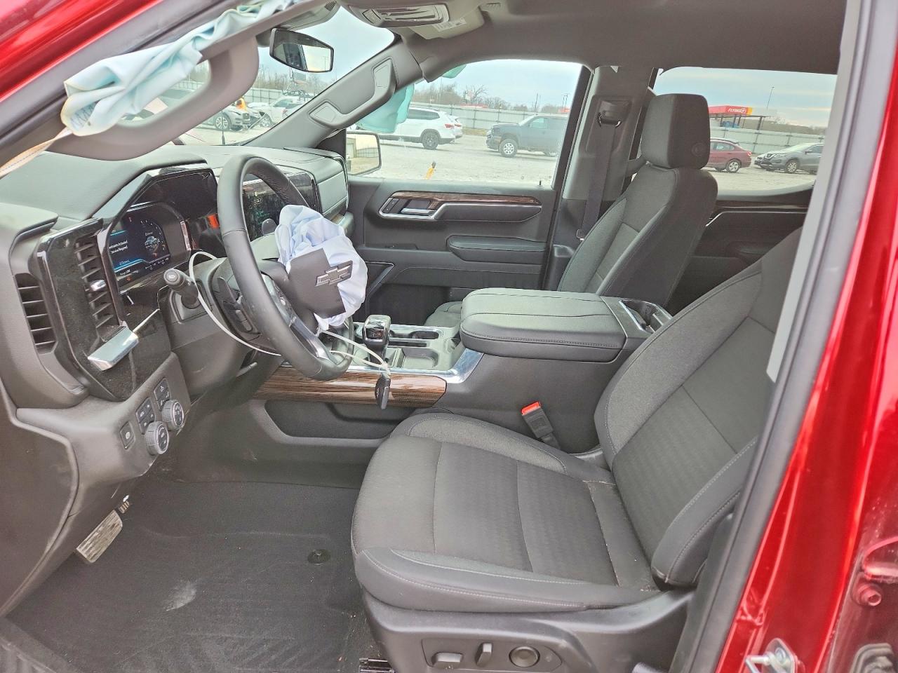 2025 CHEVROLET SILVERADO K1500 RST photo 7