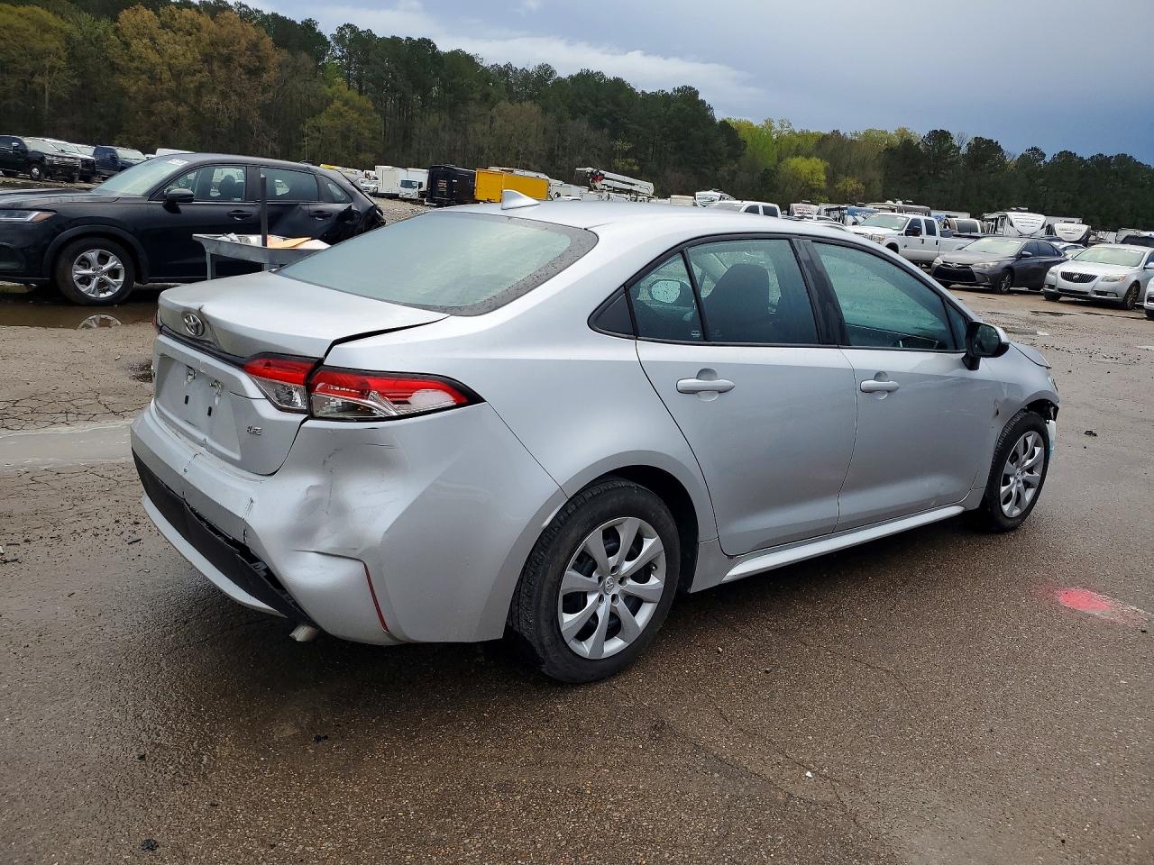 2022 TOYOTA COROLLA LE photo 5