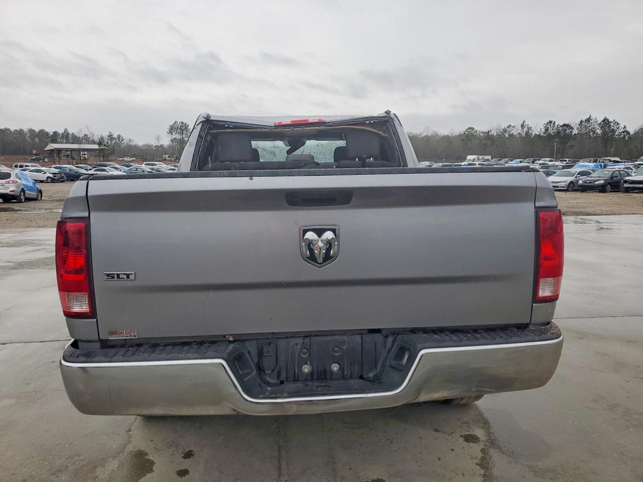 2022 RAM 1500 CLASSIC SLT photo 6