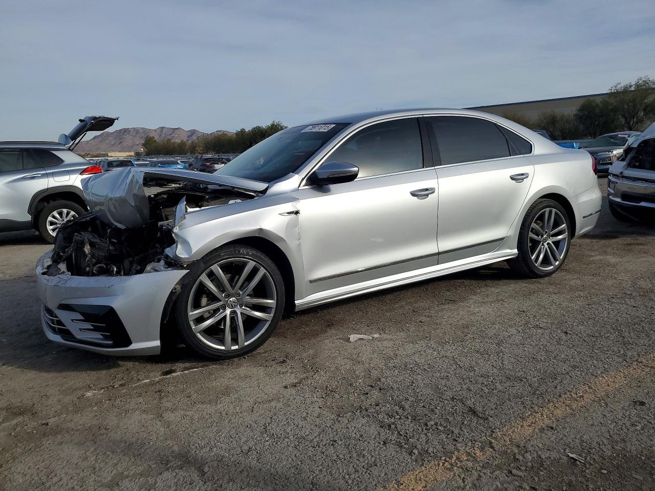 2017 VOLKSWAGEN PASSAT