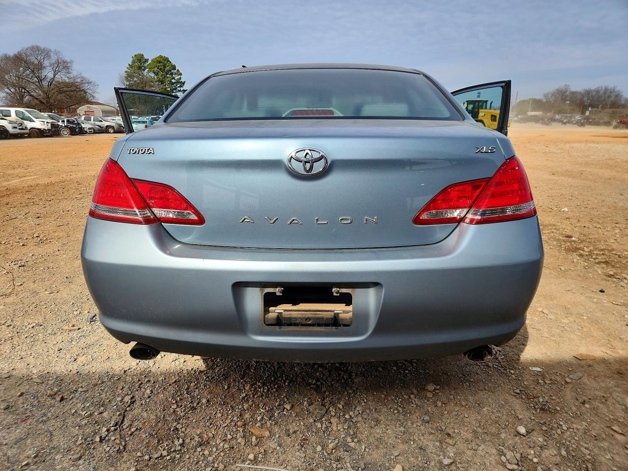 2006 TOYOTA AVALON XLS photo 6