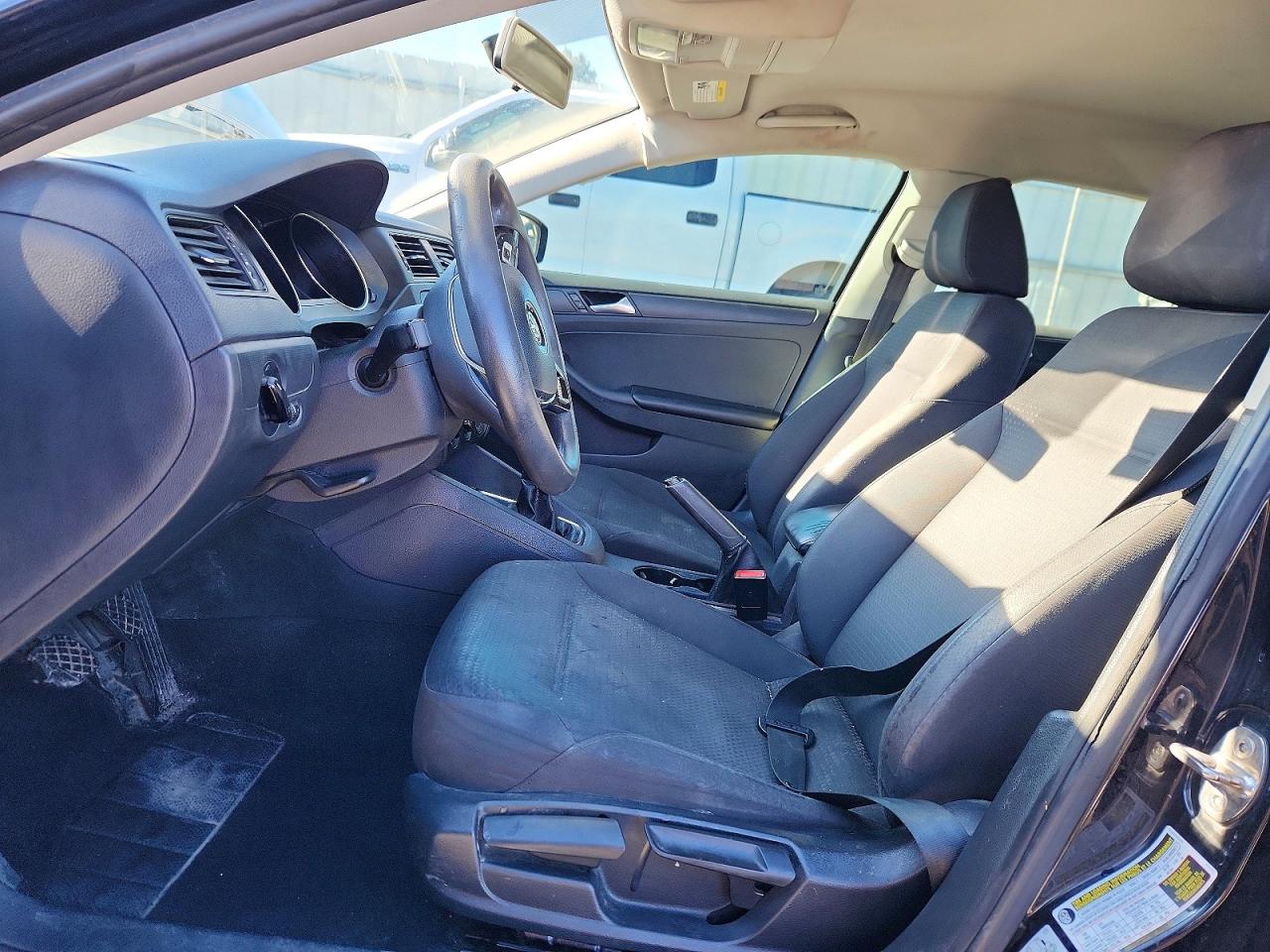 2016 VOLKSWAGEN JETTA S photo 19
